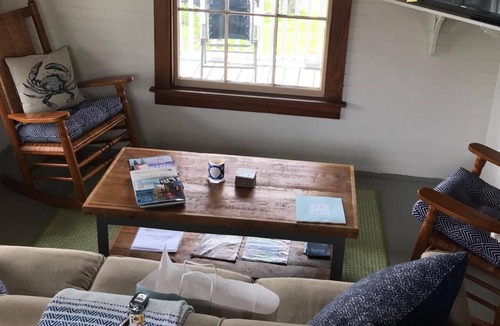 East Boothbay Cottage | Darling Rustic Ocean Point Cottage