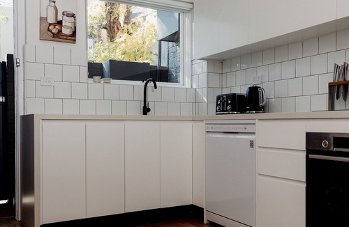 Darlington House | Darlington Mid-Century Charm