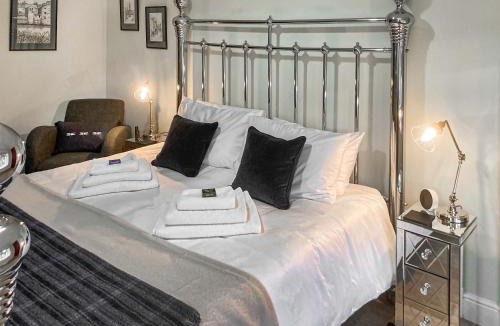 Moniaive House | Darroch