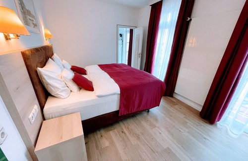 Königswinter Hotel | Das Hotel Krone