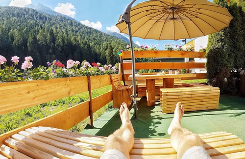 Medraz Ski Chalet | Das Mountain Getaway - 'Exclusive Mega Chalet' (The Full Monty)
