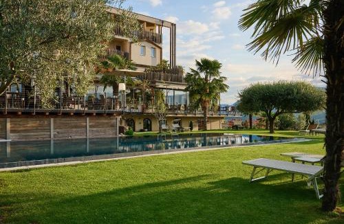 Caldaro Sulla Strada del Vino Hotel | Das Panorama Designhotel