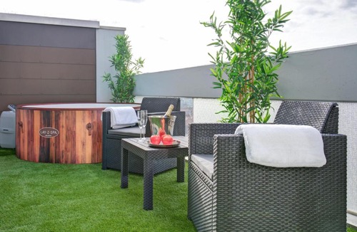 Oststadt Apartment | Das Penthouse mit 3 Dachterrassen, Whirlpool & Panoramablick