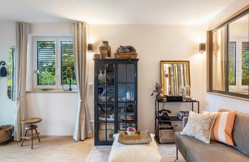 Knoringen Apartment | Das Walnussperlchen