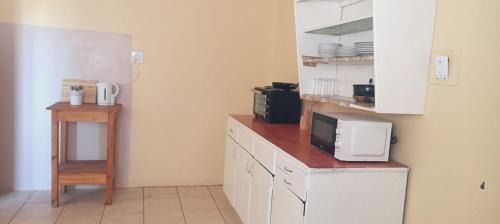 Luderitz House | Dashing self-catering Luderitz