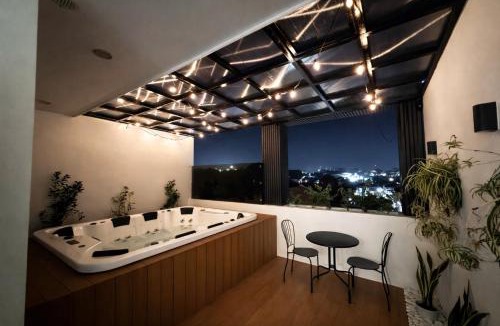 Dasmarinas House | Dasma stay - Private Jacuzzi and Skyline Views