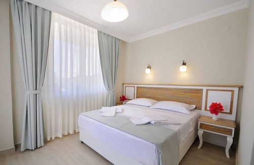 Datca City Center Hotel | Datca Beyaz Ev Otel