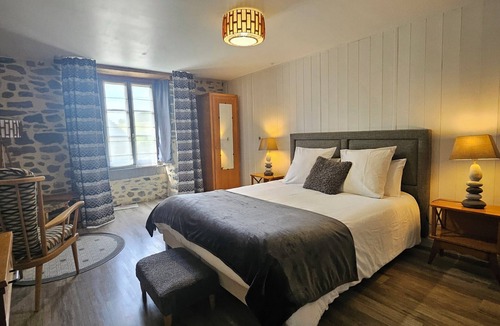 Saint-Anastaise House | Datcha Anastasia