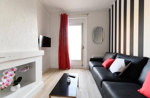 Porte de Saint-Cloud Apartment | Daumier, 2 Bdrs, 6-8 people, Flat near La Seine, Great Location