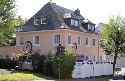 Daun House | Daun Comfortable holiday residence