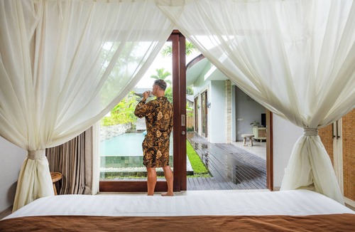 Buahan Bed & Breakfast | Daun Lebar Villas