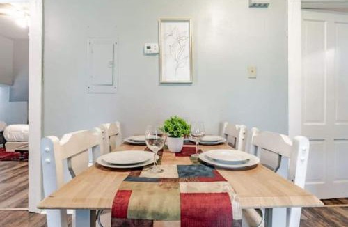 Mobile Apartment | Dauphin District Darling #3-Downtown, Restaurants