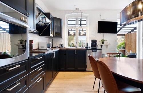 Randers Bed & Breakfast | Davaa's Bed & Breakfast