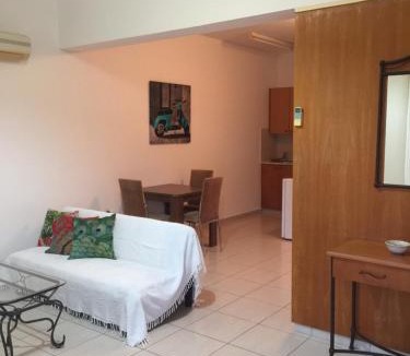 Paphos Apartment | Davi's Studio Apartment