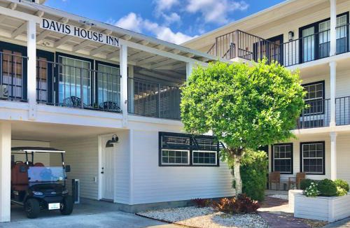 Sebastian Hotel | Davis House Inn