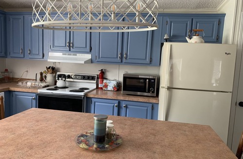Rover House | Davis Ranch in beautiful Plainview Arkansas next to Nimrod Lake. Pet Friendly.