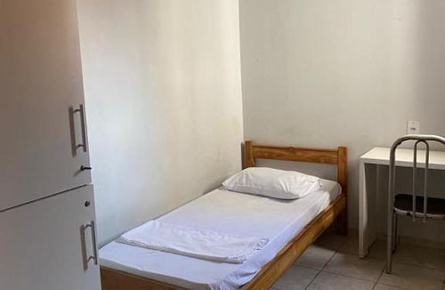 Dom Aquino Hostel | Day Hostel