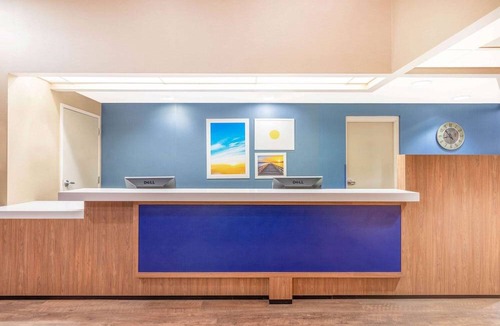 Eagan Hotel | Days Inn by Wyndham Eagan Minnesota Near Mall of America