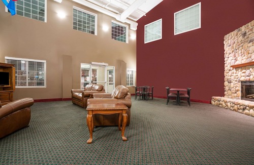 Casselton Hotel | Days Inn by Wyndham Fargo/Casselton Waterpark