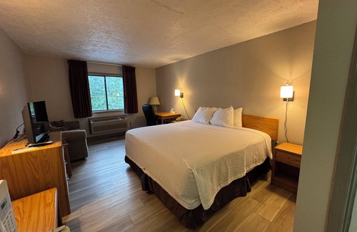 Farmer City Hotel | Days Inn by Wyndham Farmer City