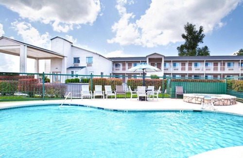 Kerrville Hotel | Days Inn by Wyndham Kerrville