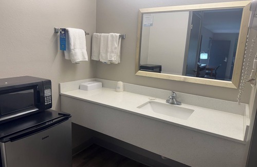 Lake City Hotel | Days Inn by Wyndham Lake City I-10