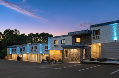 Moosic Hotel | Days Inn by Wyndham Moosic