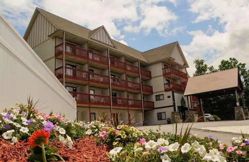 Waynesville Hotel | Days Inn by Wyndham Waynesville NC