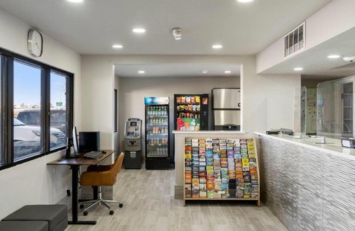 Wheat Ridge Hotel | Days Inn by Wyndham Wheat Ridge - Denver West