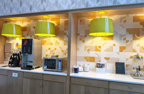 Rib Mountain Hotel | Days Inn & Suites by Wyndham Wausau