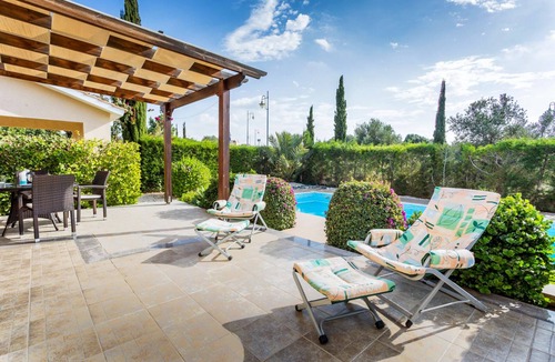 Kouklia Villa | Dazzling Private villa with a mature garden and a Pool