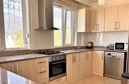 Kargicak Villa | Dazzling Villa with Private Pool in Alanya