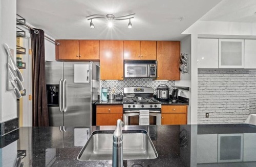 Shaw Condo | DC Downtown Condo + Parking - 6 mo min, rooftop/gym/pets welcome, available now