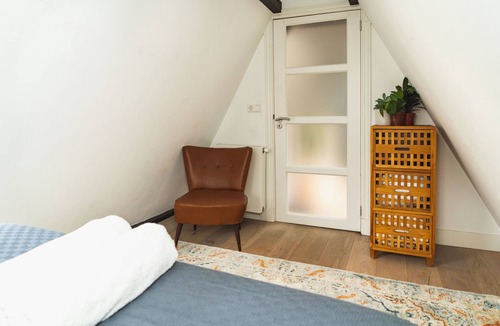 Jordaan Bed & Breakfast | De achterkamer - Tiny and cosy attic
