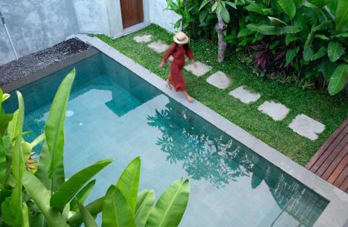 Kerobokan Villa | De Awan Villa