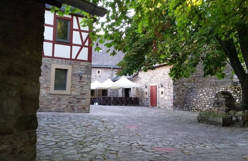 Bruchweiler Apartment | Quiet holiday apartment in a country house for rent