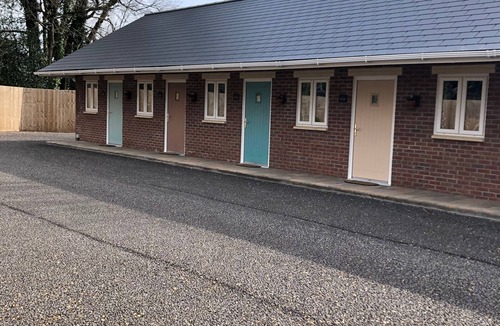 Nantgarw Cottage | De Courceys Manor Cottages
