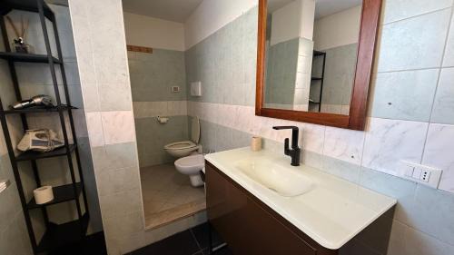 Buccinasco Apartment | De Homes - Grazioso Appartamento vicino Assago e Milano