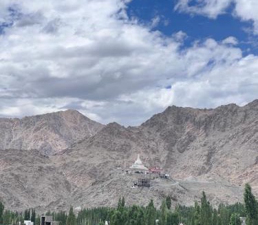 Leh Hotel | De katong