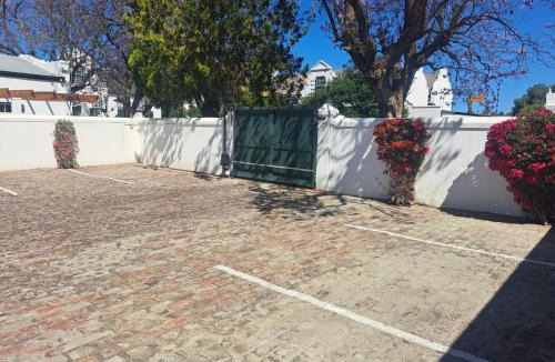 Graaff-Reinet Apartment | De Kothuize 4
