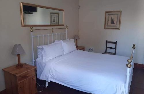 Graaff-Reinet Apartment | De Kothuize 4