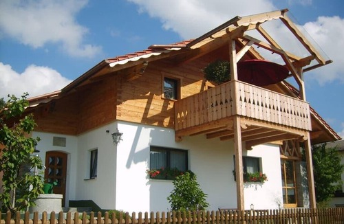 Rittsteig Apartment | Vacation home 120sqm with covered terrace and barbecue facilities