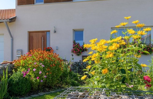 Neukirchen Beim Heiligen Blut Apartment | Quiet, cozy 4 star vacation apartment