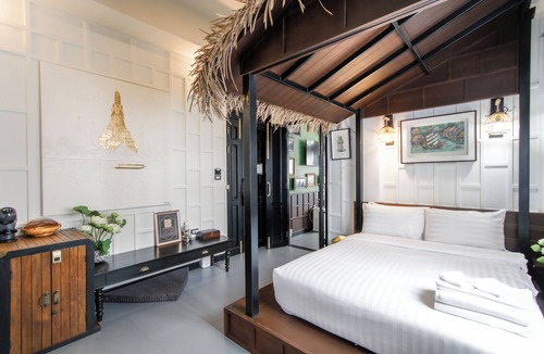 Ban Phan Thom Hotel | De Phanakron Boutique Hotel