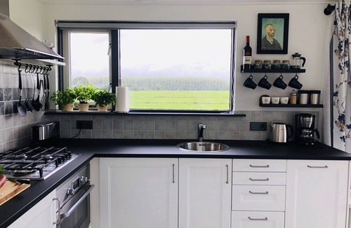 Breukelen House | De Roodborst, in the middle of nature, with rowing boat, and near Amsterdam