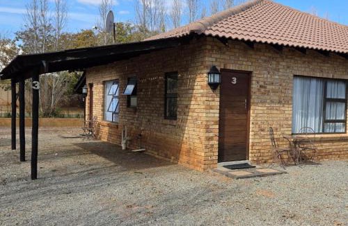 Klerksdorp House | De Rustique Self Catering Accommodation