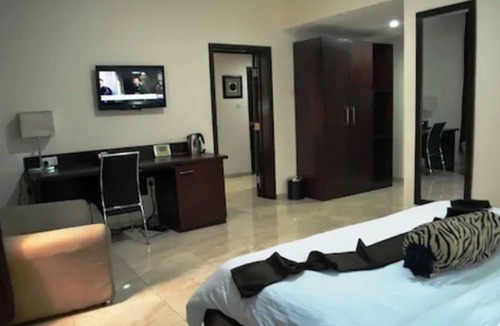 Agege Hotel | De Santos Hotel