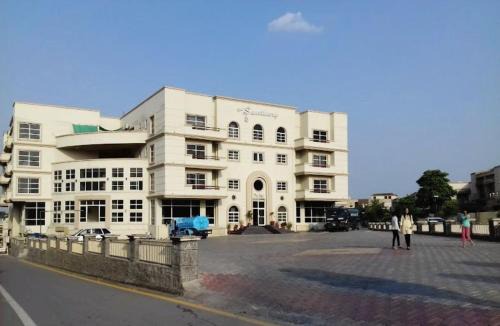 Loralai District Apartment | De Tabies Luxury Suites