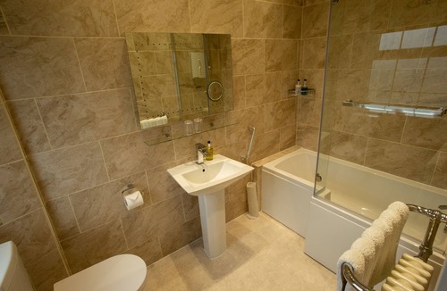 Lydney Bed & Breakfast | Deanfield Bed and Breakfast