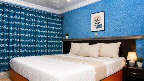 Ojodu Hotel | DeBoss Hotel